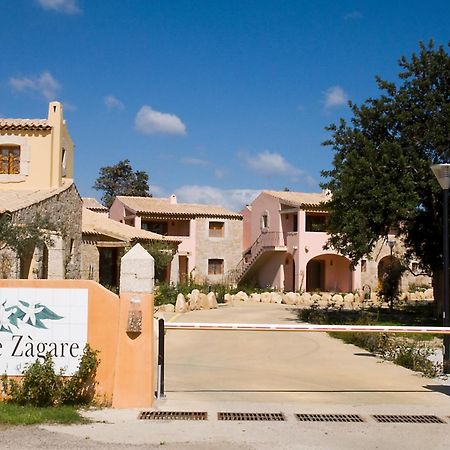 Residence Le Zagare San Teodoro  Buitenkant foto