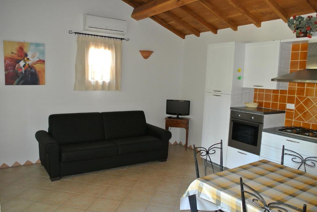 Residence Le Zagare San Teodoro  Buitenkant foto
